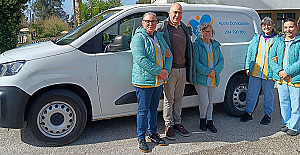 Carrinha Centro Social e Bem Estar de Ouca (1)_.jpg