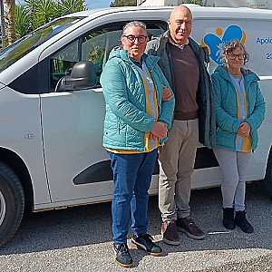 Carrinha Centro Social e Bem Estar de Ouca (1)_.jpg