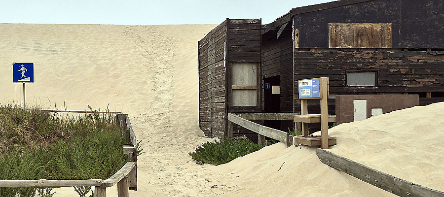 SITE_Praia do Areão fechada areia (2)_.jpg